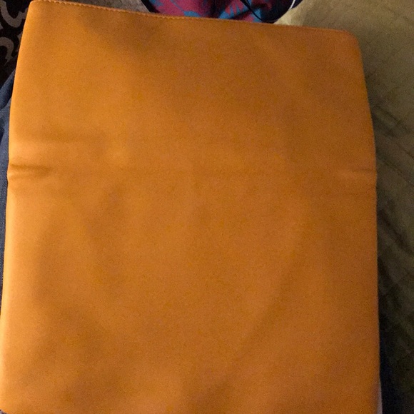 Rachel Pally clutch  NWOT - Picture 2 of 3